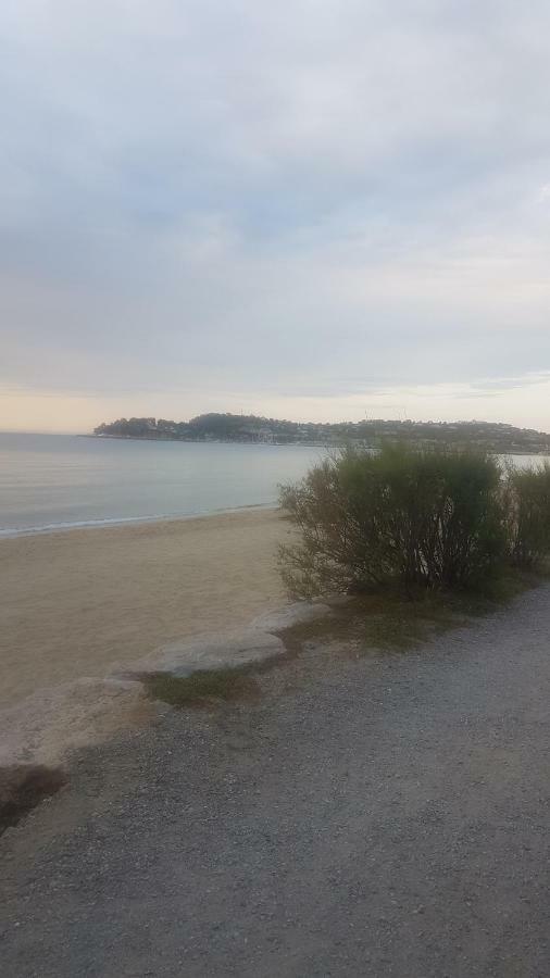 Hotel Le Golfe Bleu Cavalaire-sur-Mer Esterno foto